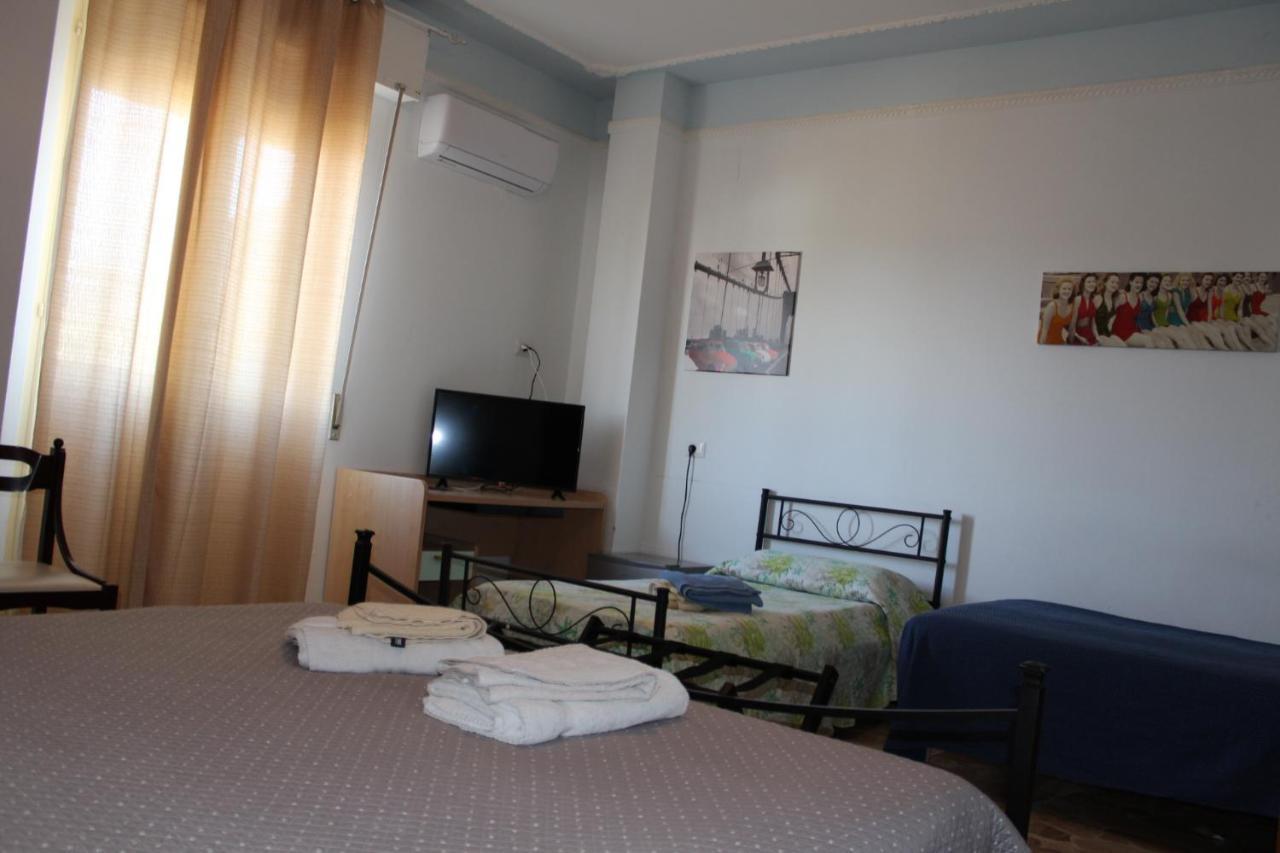Alghero Budget Luaran gambar