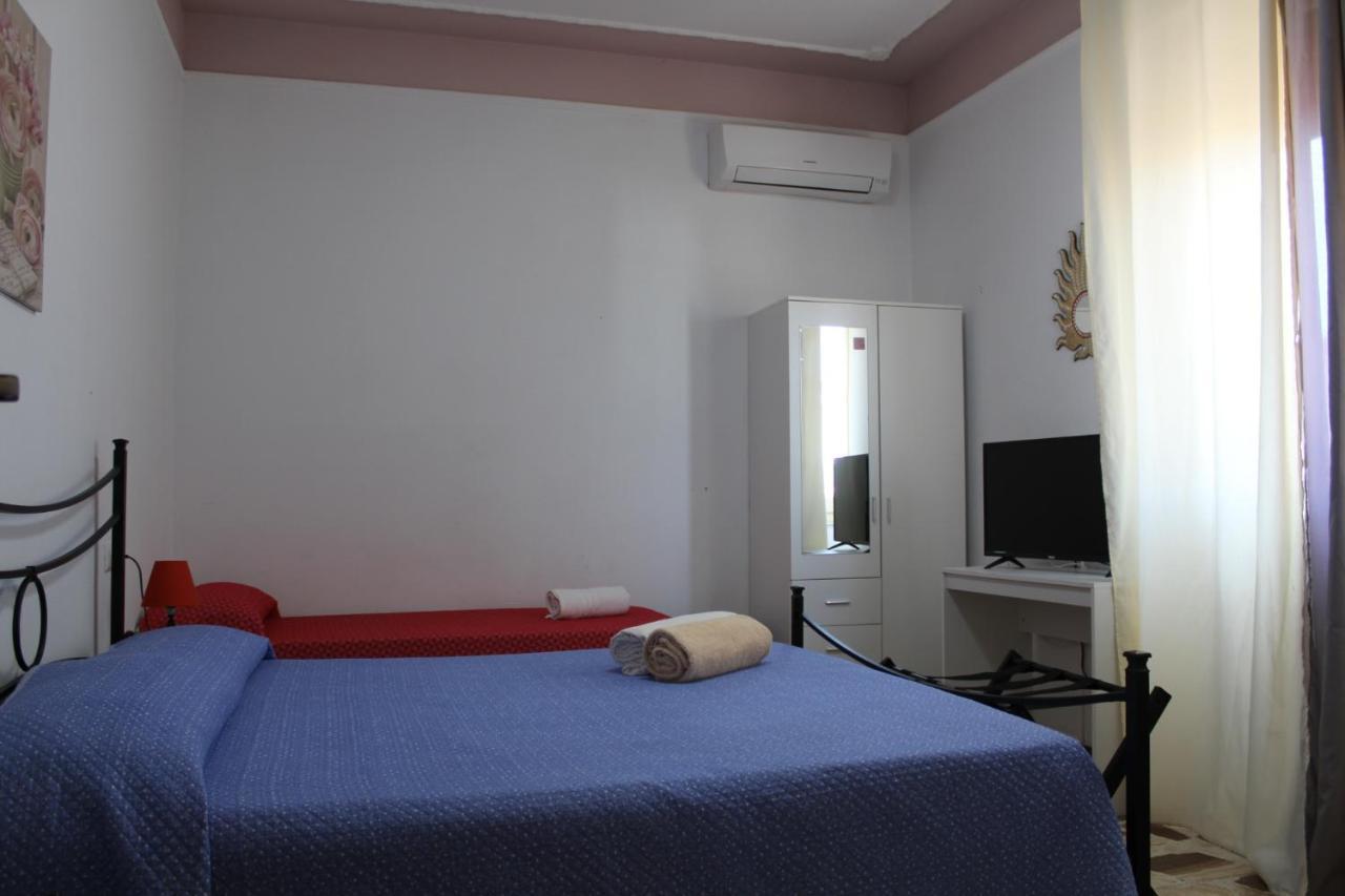 Alghero Budget Luaran gambar